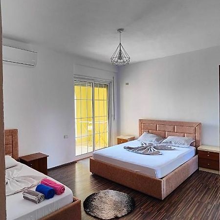 Appartamento Familiare Di Toni Shkoder Exterior photo